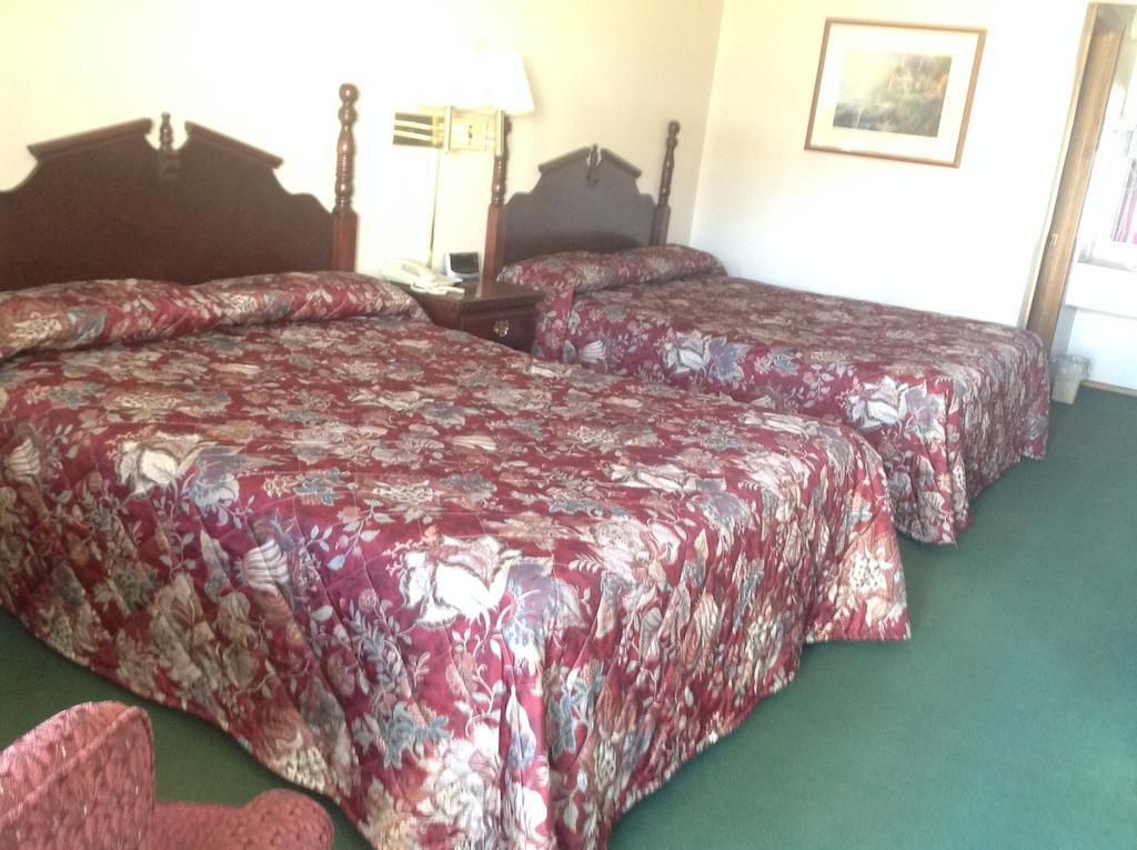 Riverwood Inn Glenwood Bilik gambar